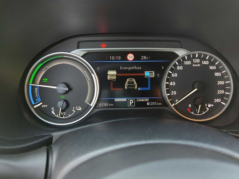 Nissan Juke 1.6 N-Connecta Hybrid Automatik Navi LED Kamera